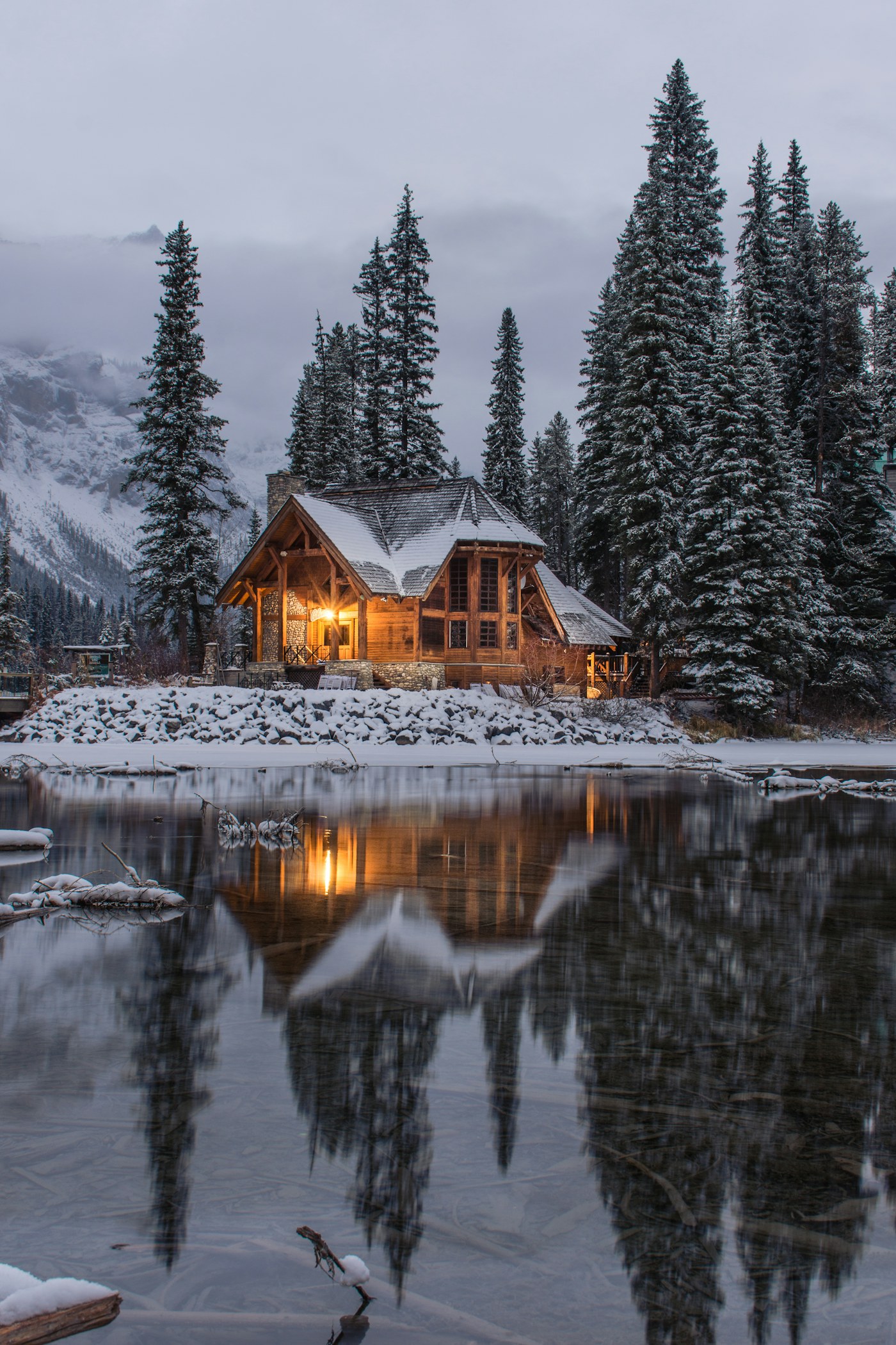 The Cedar House — cabin style inspiration for Somerset, Kentucky